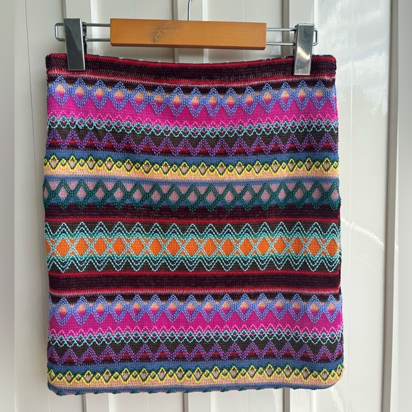 Patterned Miniskirt - Picture 5 of 7